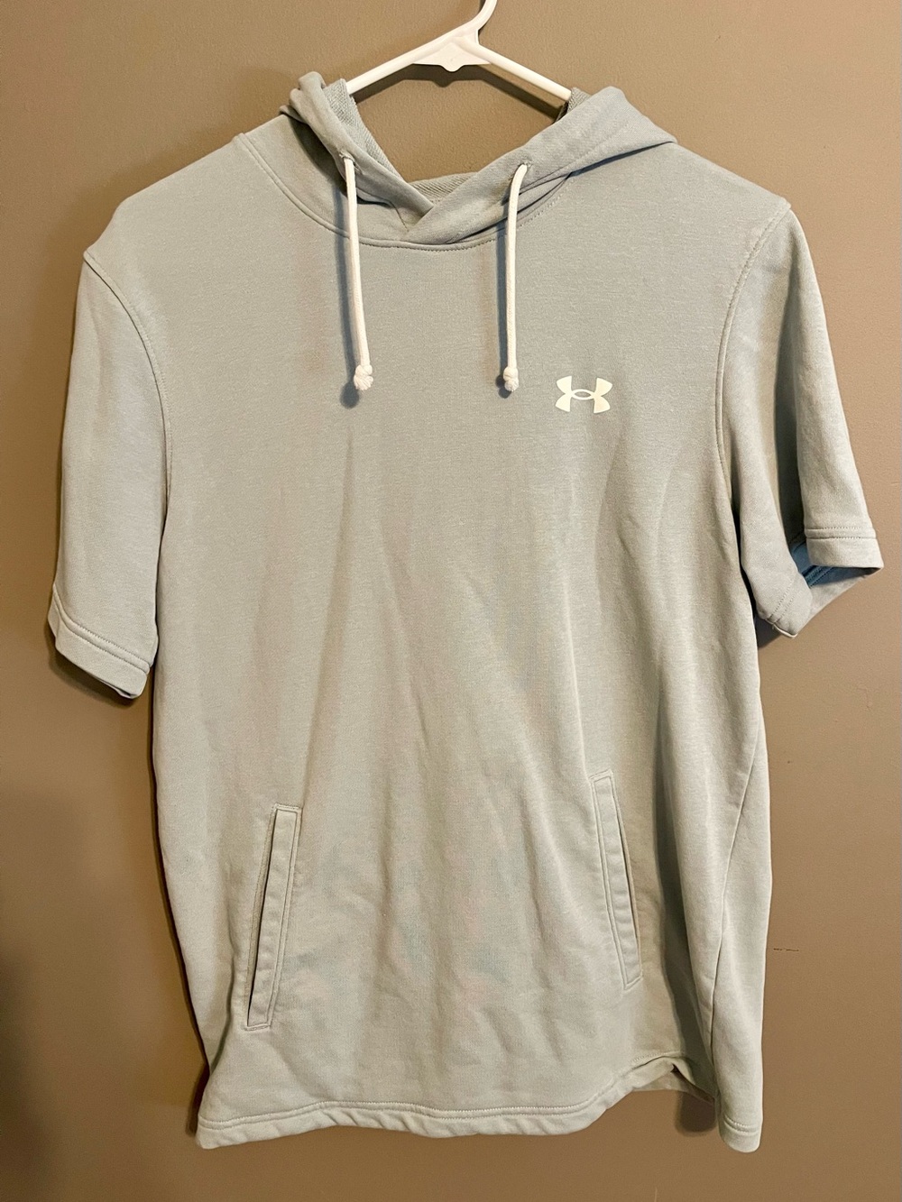 Under Armour Men's Short-Sleeve Hooded Pullover - Light Blue Gray